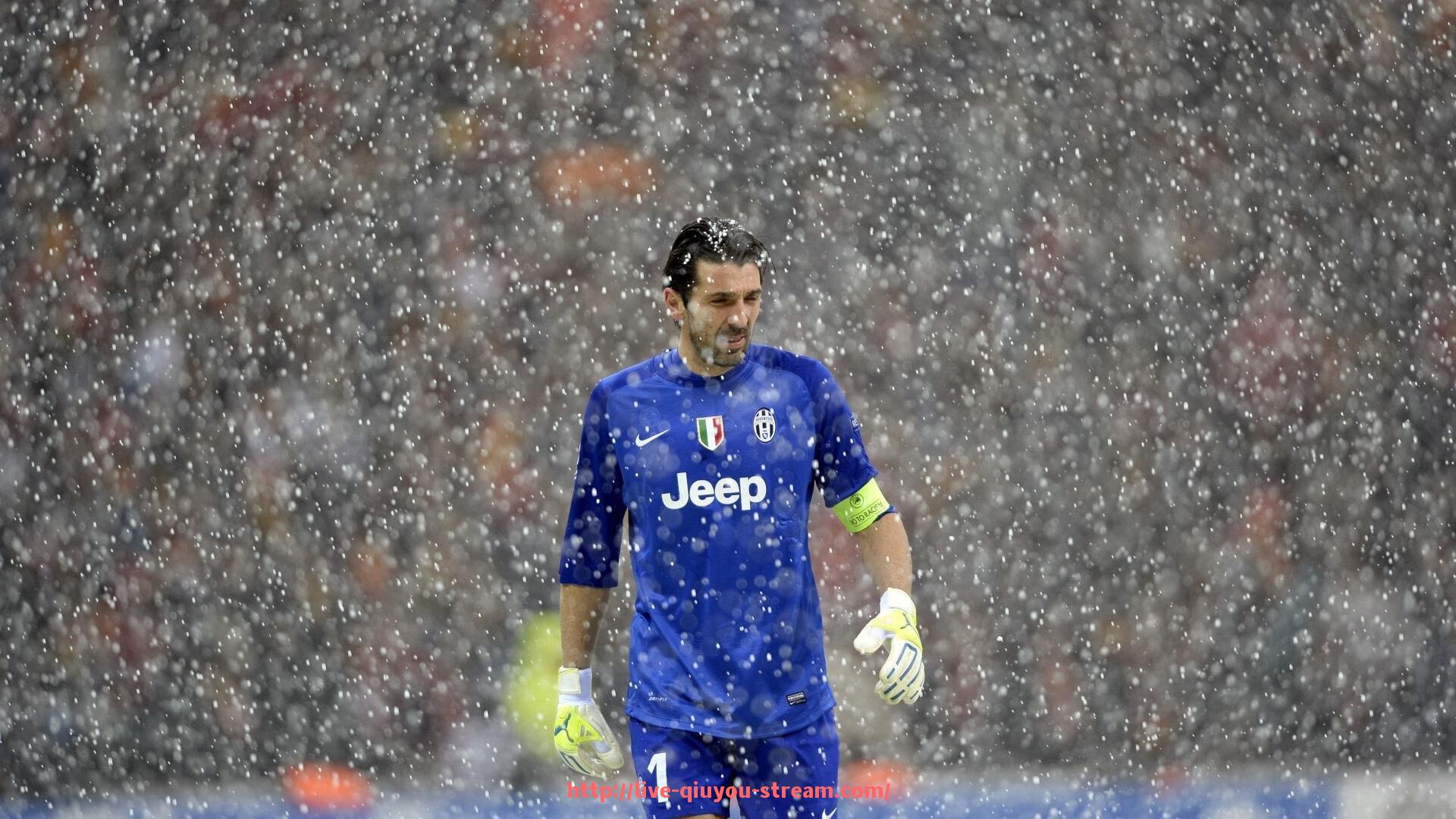 球友体育直播-世俱杯球员外套防风性能测试及适应性分析